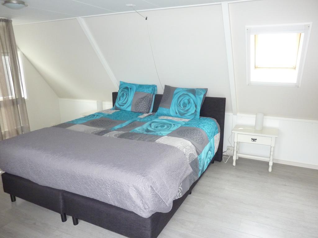 B&B It Lytshus Earnewald Phòng bức ảnh